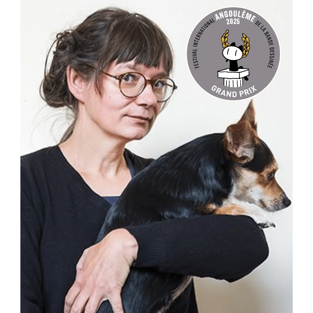 Anouk Ricard, lauréate du Grand Prix du Festival d'Angoulême 2025, photographiée avec son chien